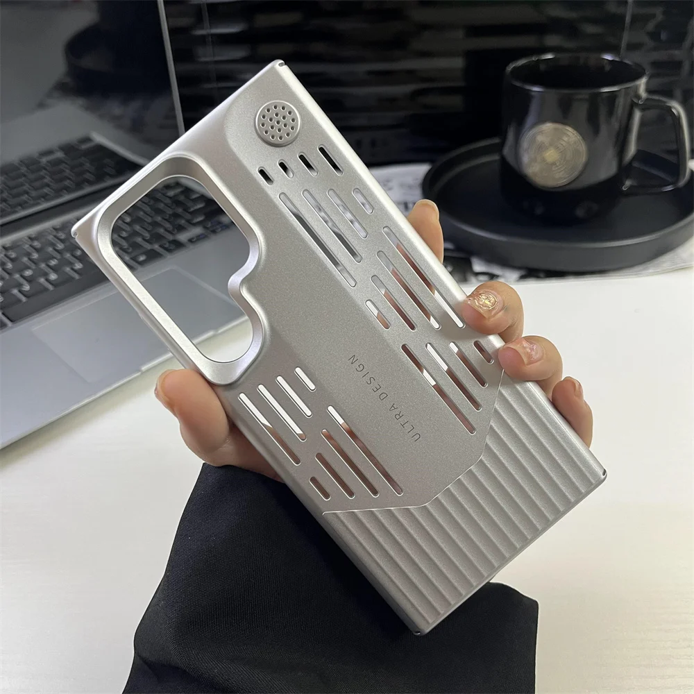 Luxurious Metallic Heat-Dissipating Shockproof Phone Case with Blade Design