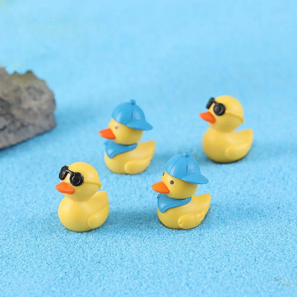 

Realistic Mini Glasses Yellow Ducks Kids Gift Handmade Resin Miniature Duck Cartoon Hat Yellow Ducks Garden