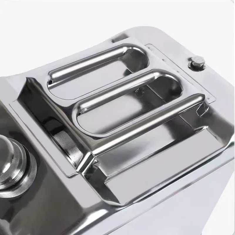 30L 201 Stainless Steel Fuel Tank Portable Car Oil Catch Can Motorcycle Truck Fuel Container Car Internal Spare Parts Gasoline
