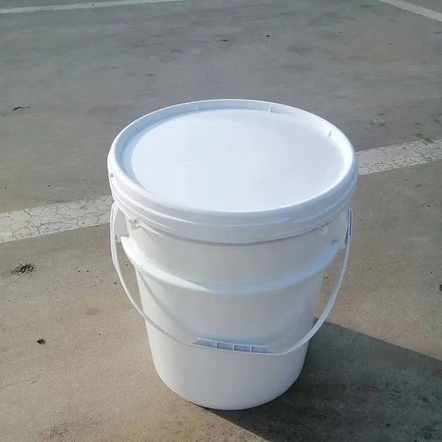 Manufacturer of 20 liter white paint plastic bucket