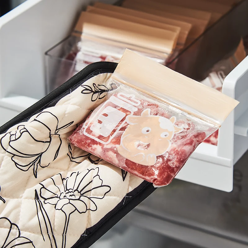 Heat-resistant Gloves for Home Kitchens Thickened One-piece Insulation Baking Tools High-temperature Resistant Ovens