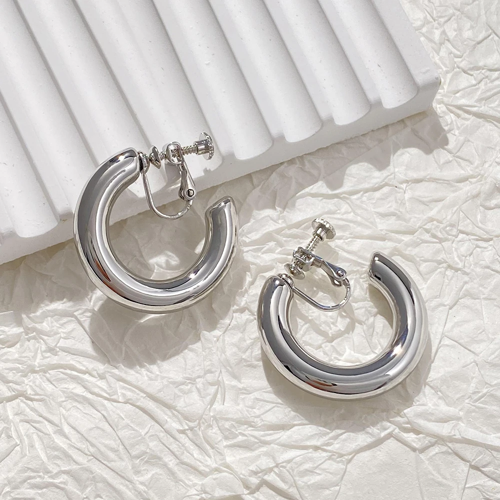 30mm Medium Smooth Circle Hoop Clip Earrings for Women Non Pierced Earrings Party Jewelry ear clip earrings clip earrings hoop earrings ear accessories