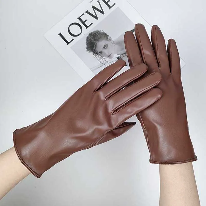 防寒手袋 男性と女性の暖かい手袋冬運転乗馬手袋厚みのあるスキータッチスクリーン可能 手袋 サイクリング 防寒手袋 スキー手袋 防寒グローブ  全指スマホ対応 防水 防風 滑り止め 耐摩耗 長い袖口 裏起毛 スキー 登山 アウトドア グローブ 冬 男女兼用 : 日和 - 通販 ... レディース手袋 冬手袋 女性の厚みのある運転乗馬タッチスクリーンアウトドアレザーグローブ 通勤 通学 自転車(Black,M)