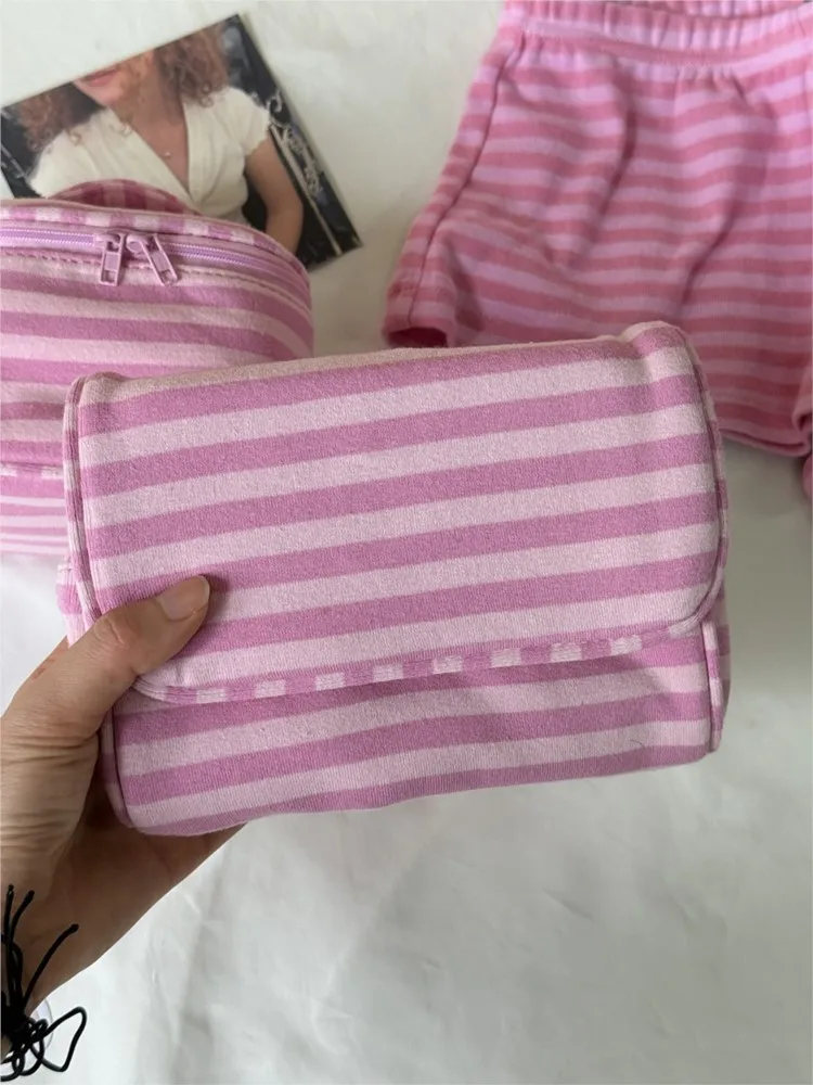 Flip-top With Mirror Makeup Bag Women Pink Striped Portable Zipper Cosmetic Travel Organizer Cute Sweet Handbag Toiletry Pouch 4
