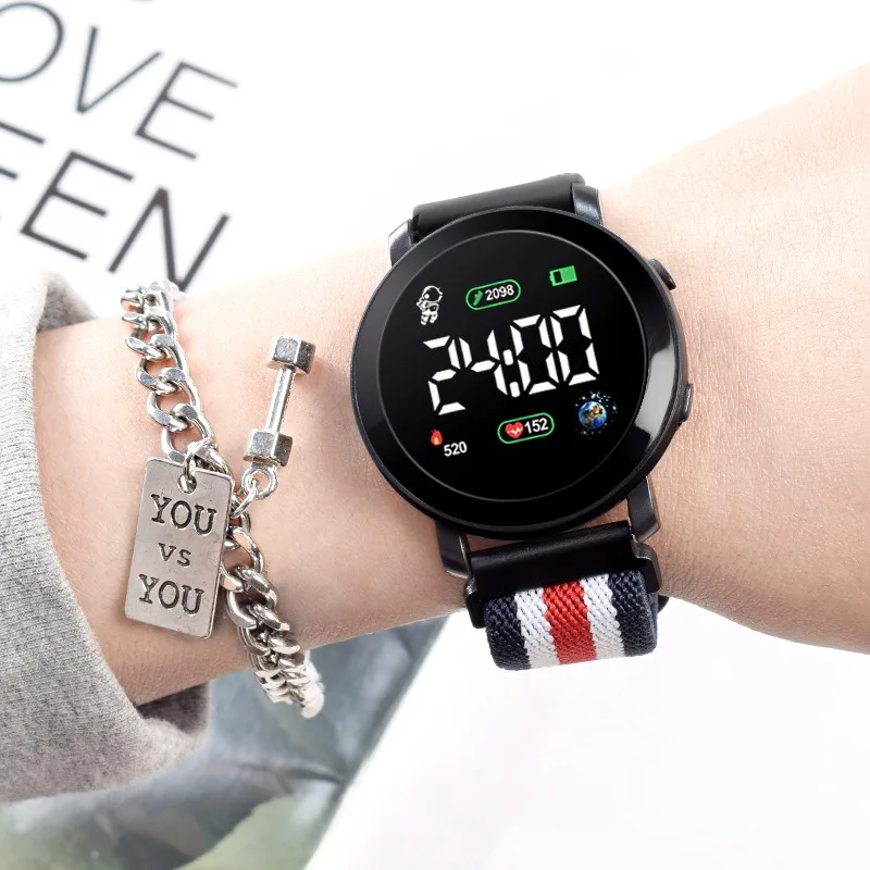 Рисунок 5 - Новые электронные часы для мальчиков