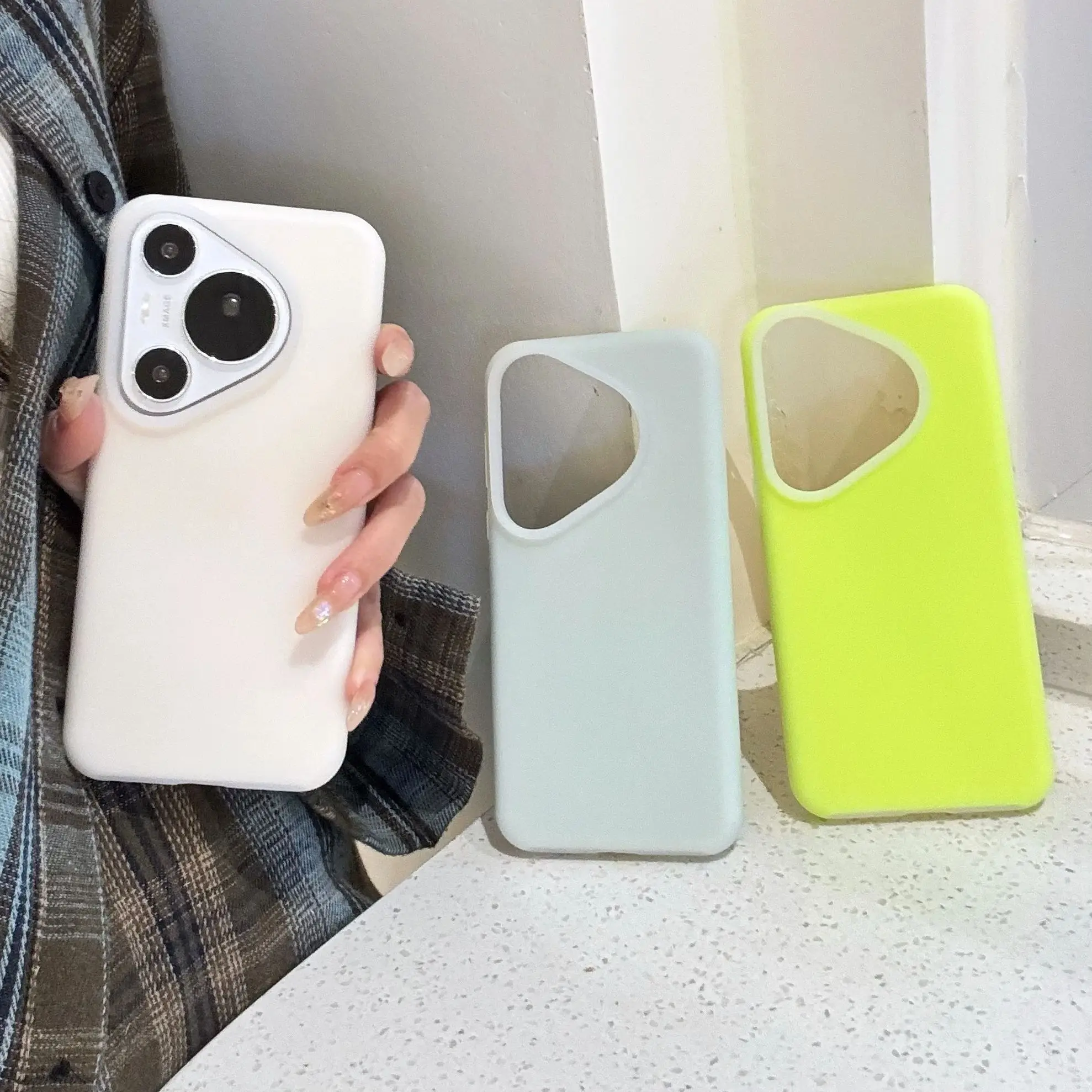 Fluorescent Bright Jelly Liquid Silicone Soft Case