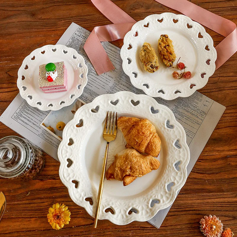 

New Year's Plate Christmas Plate Embossed Ceramic Western Steak Plate Vintage British Dessert Cake Fruit Plate Party Supplies