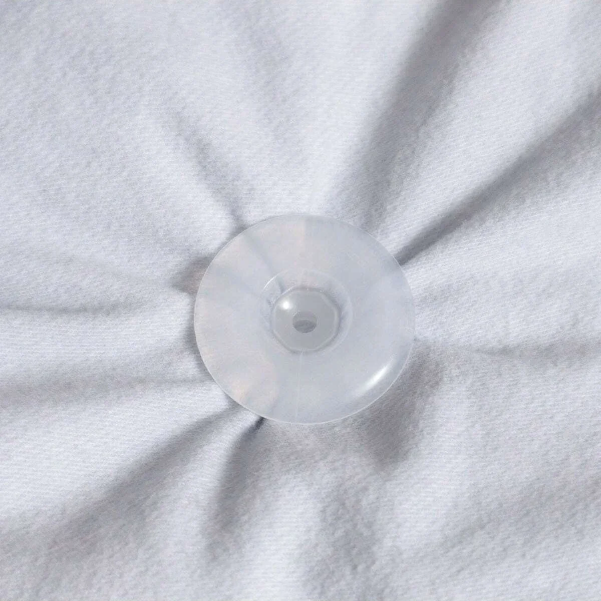 4/8pcs-Bedding Clip - Quilt and Down Quilt Fasteners, Bed Sheet Anchors, Reusable, Firmly Secure Quilt and Bed Sheets