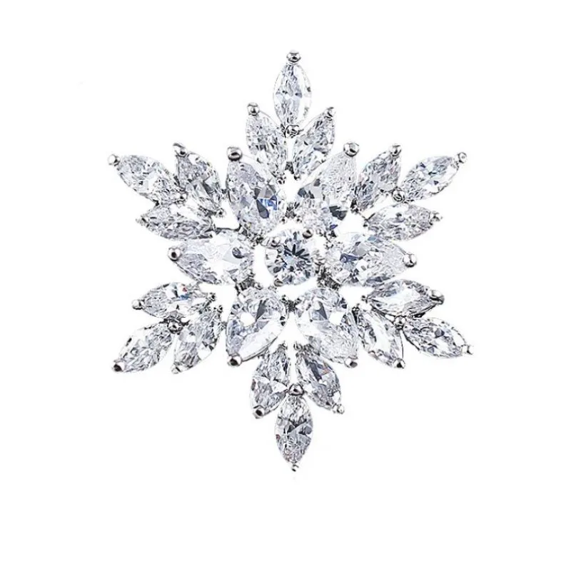 DelicateZirconSnowflakeBroochWomenFashionElegantPartyDressCasualJewelryGift.jpg