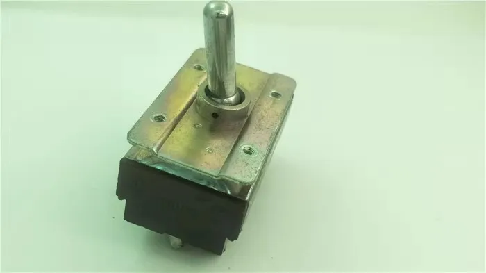 

Fujisoku ST610N 6A250VAC 18 pin 2 gear button switch, shake head switch