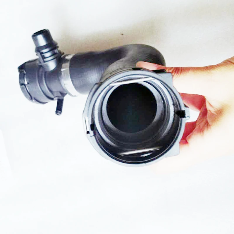 Radiator Hose for B M W 3 series E90 E91 E92 E93 E82 E88 Z4 17127540127