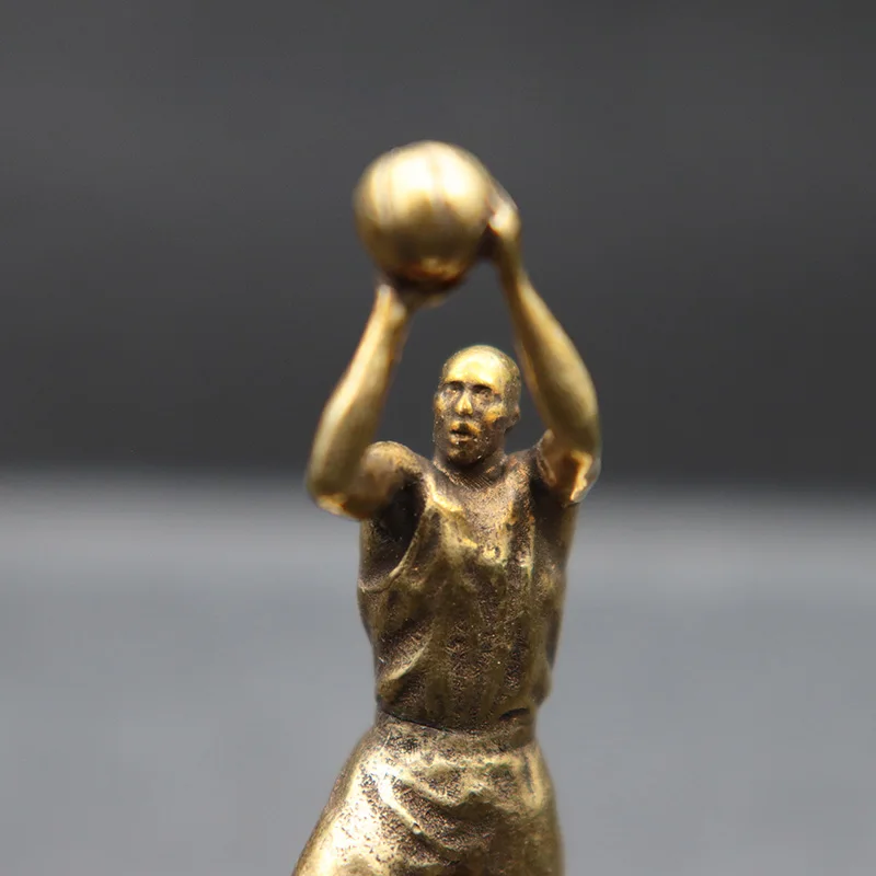 Retro Brass Basketball Superstar Figurines Hot Character Small Statue Desktop Ornament Home Decoration Crafts Fans Souvenir Gift