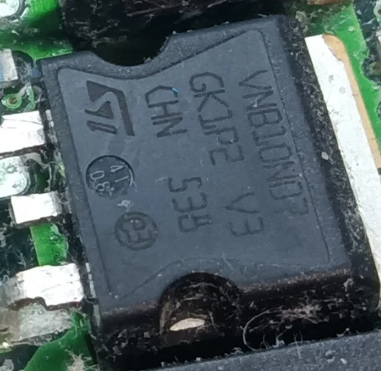 

Free shipping VNB10N07TR-E VNB10N07 10A 70V TO263-3 10PCS