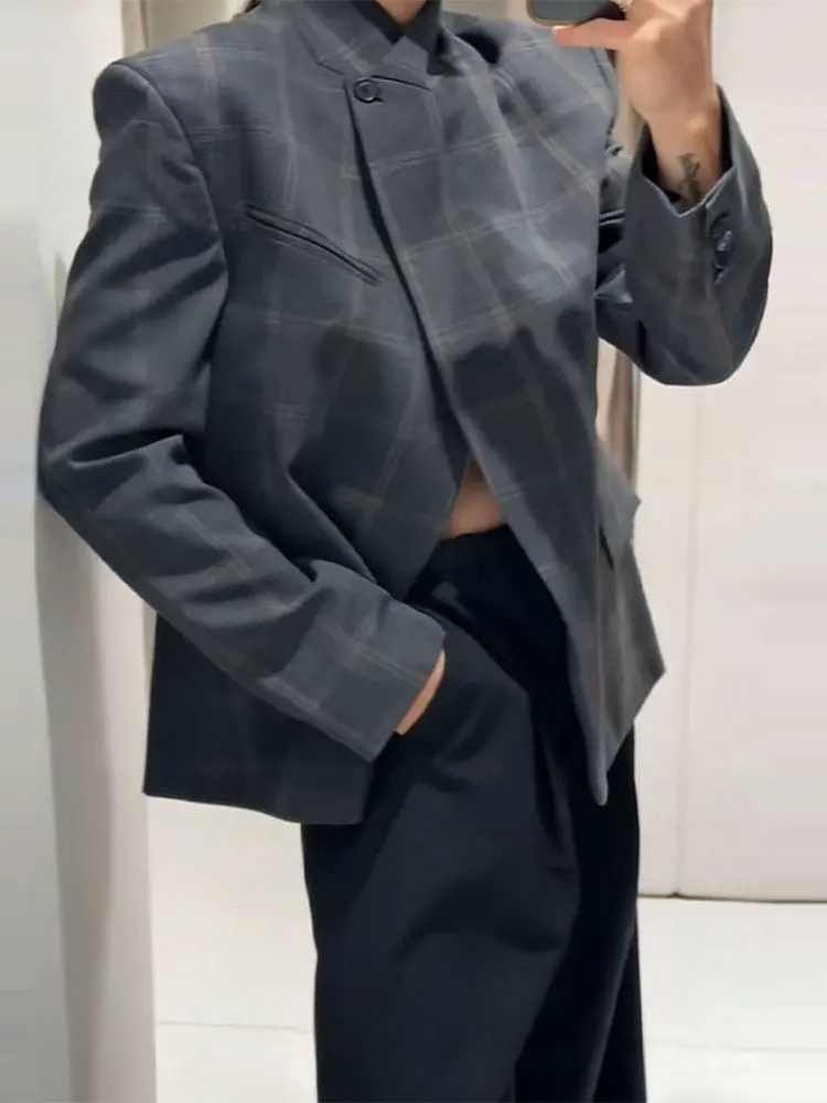 Plaid Stand-Collar Blazer with Single Button for Smart Casual Outfits — photo 6