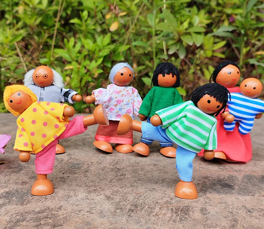 Wooden Furniture Miniature Toy Mini Wood Dolls Family Doll Kids Children House Play Toy Happy Dollhouse Boys Figures Girls Gifts 3