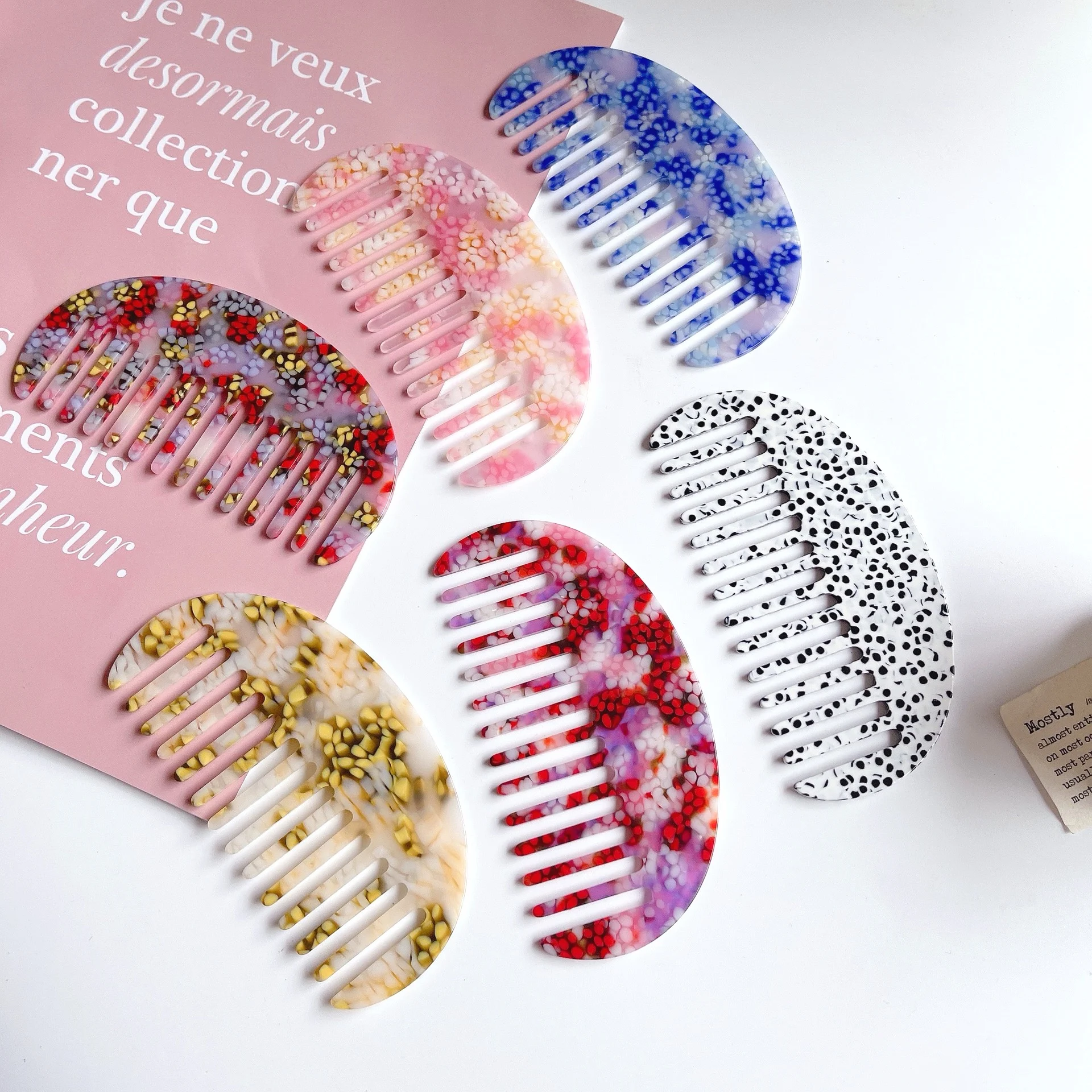 Fashion Korean Semicircle Shape Spotted Pattern Anti Static Hair Combs