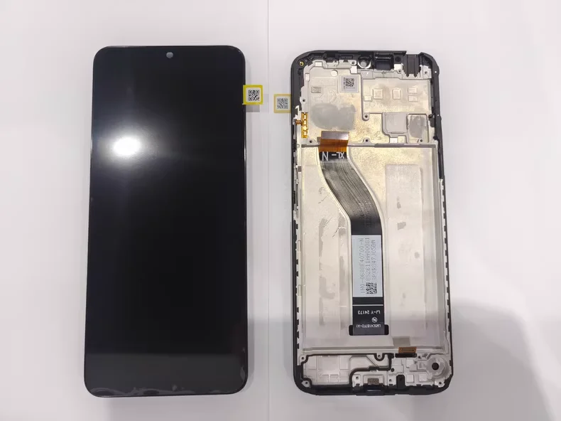 6.88'' Original IPS 120Hz Display with LCD Touch Screen
