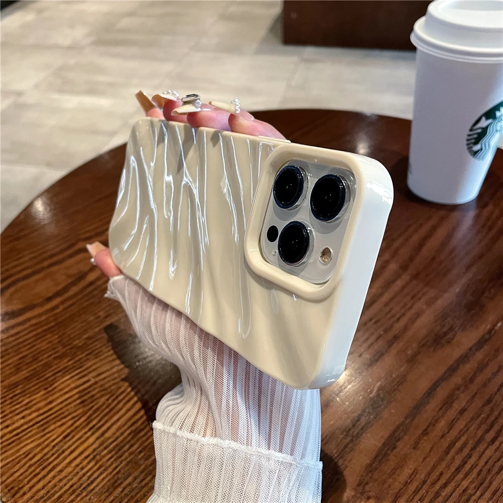 thumbnail image 1 of Funda de teléfono de Color caramelo con patrón ondulado 3D rizado de lujo para iPhone 15, 11, 12, 13, 14 Pro Max, X, XR, XS, 7, 8 Plus, SE, cubierta suave a prueba de golpes, 1 of 5