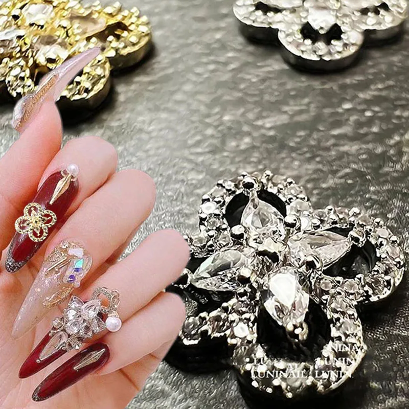 

Zircon Four-leaf Clover Nail Charms Luxury Crystal Four Petal Flower Nail Art Charms Floral Nail Rhinestones Nail Accessories