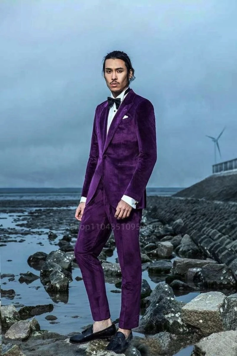 Purple Velvet Slim Fit Men's Tuxedo 2 Piece Groom Suit with Peak Lapel One Button Blazer And Pants Set for Wedding Prom Business