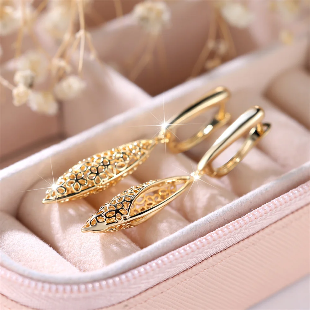Antique Hollow Flower Tassel Pendant Hoop Earrings For Women Vintage Gold Color Ear Buckle Wedding Jewelry Engagement Party Gift