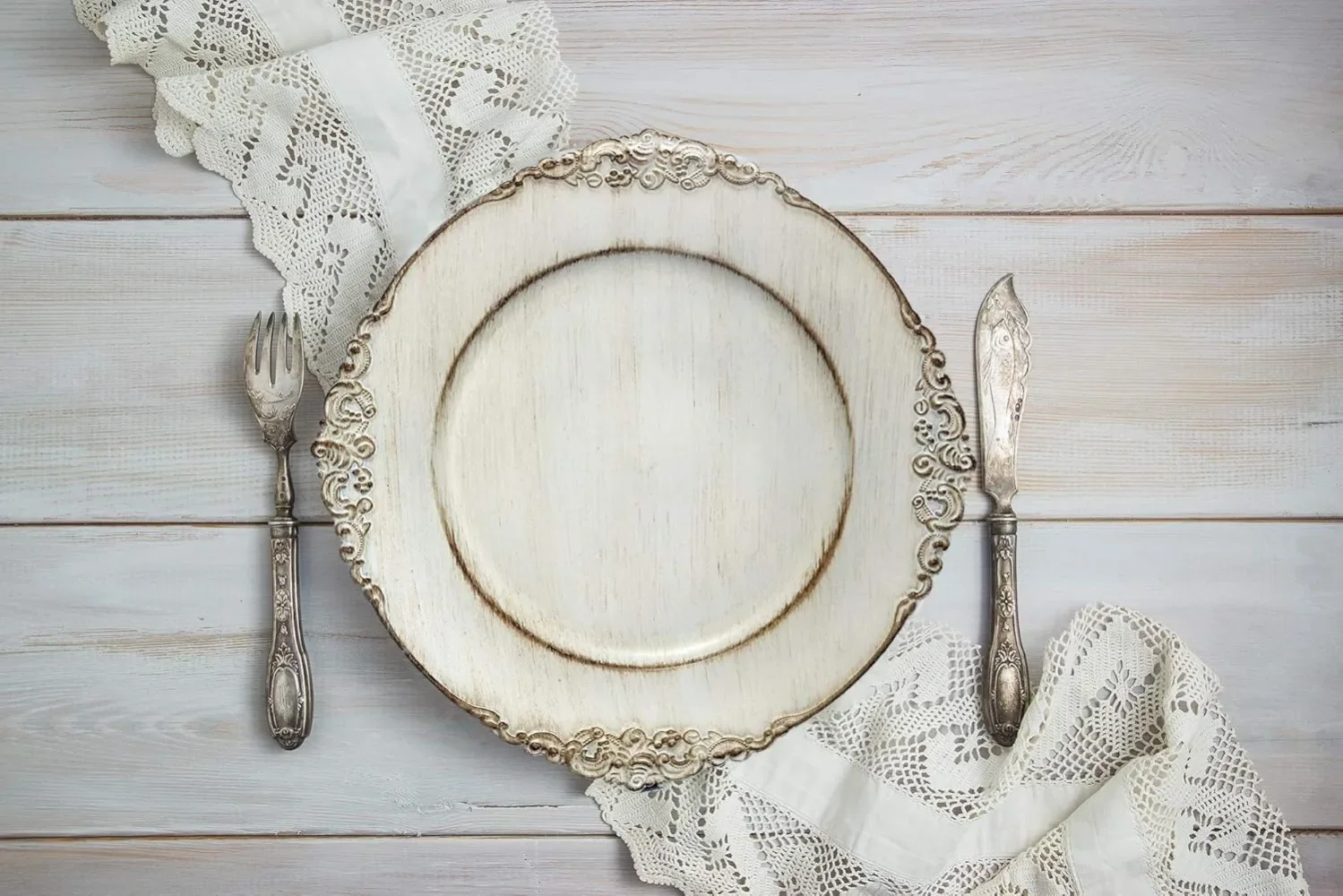 24-Piece 13-inch Royal Antiqued White Round Vintage Dinner Charger For Plates, Wedding Reception Chargers Plate Chargers