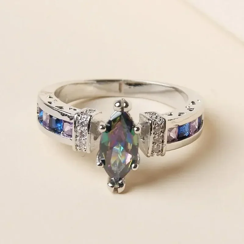 Women Torina Crystal Quartz Ionix Ionix Therapy Quartz Crystal For Weight Loss Lymph Drainage Magnetic Therapy Rings 4