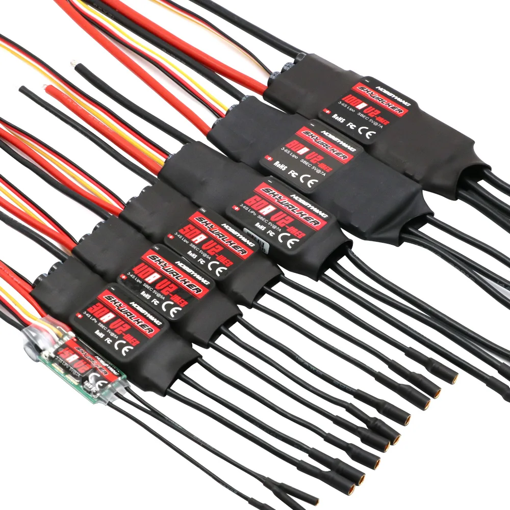 Contrôleur de vol ESC Skywalker V2 15A-100A installé sur un bras de drone FPV, prêt pour le vol.