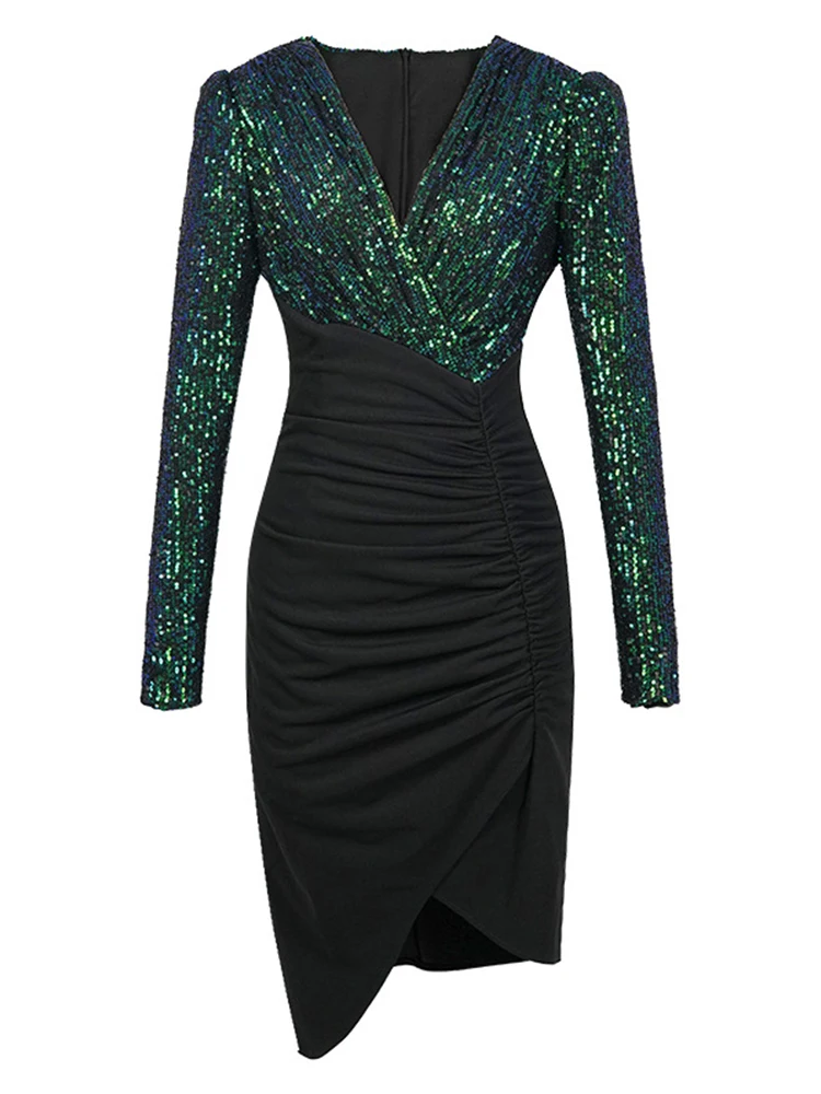 فستان سهرة بترتر بياقة V