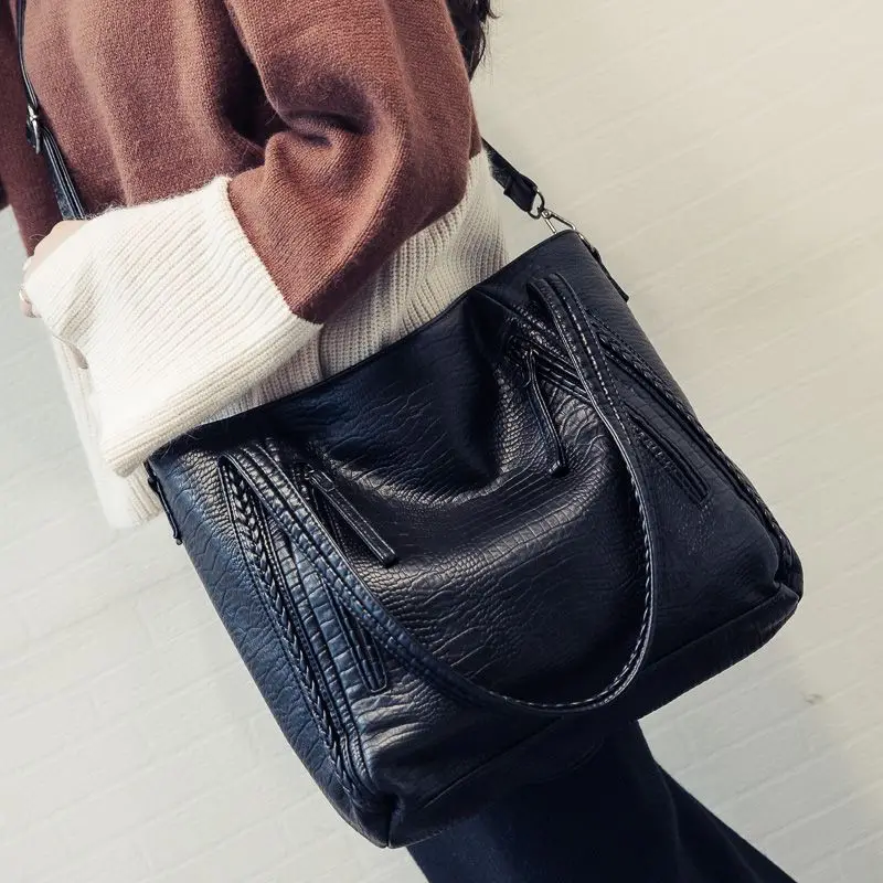 High End Luxury Brand Crocodile Pattern Soft Leather Large Capacity Handbag, European And American Fashion Personality Tote Bag