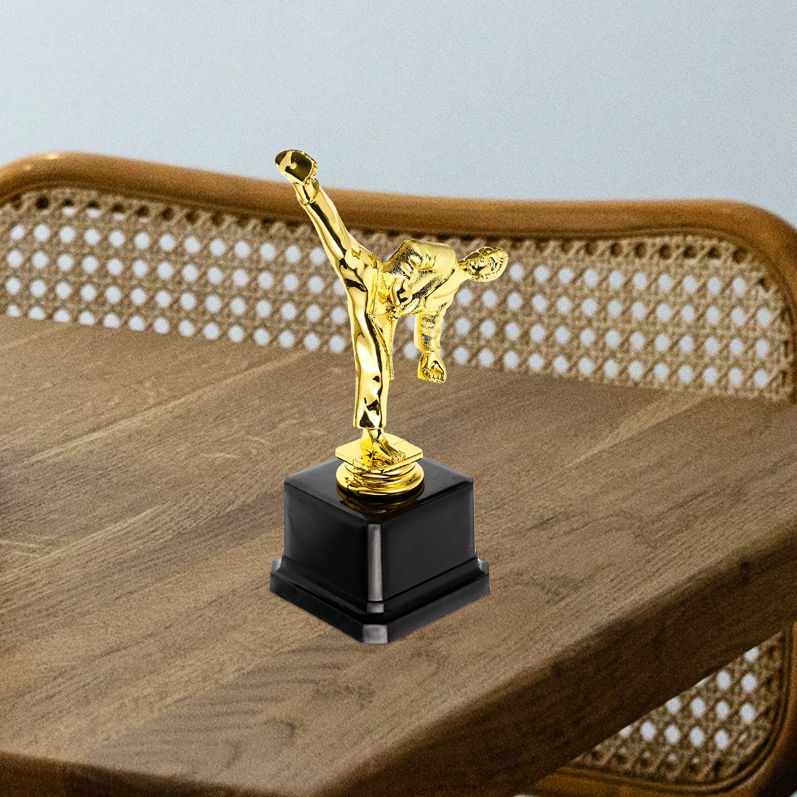 Golden Taekwondo Trophy Award Cup Celebration Competition Souvenir Prize Decor Kids Trophy Martial Souvenirs Team Sports