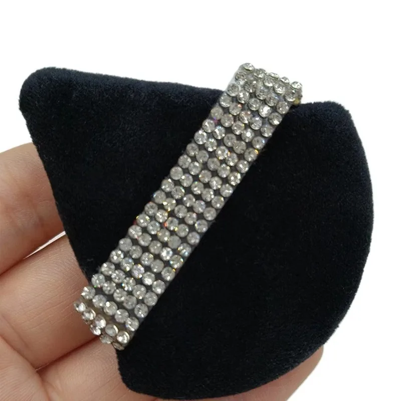 Description Picture 5 of itemDiamond Triangle Powder Puff Sponge Velvet Triangle Powder Puff Facial Beauty Soft Smooth Face Makeup Tool Makeup Sponge