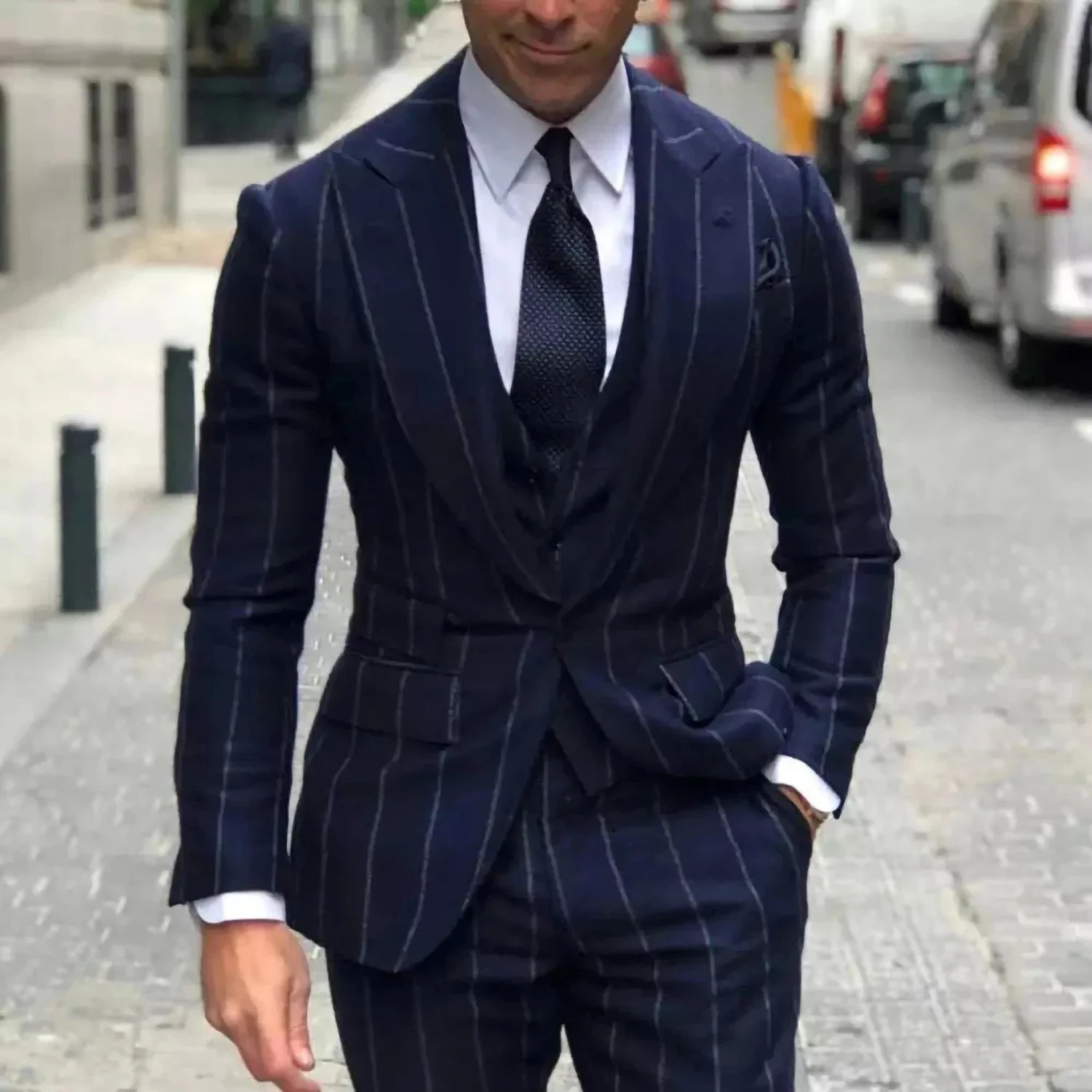 Stripe Mens Suits 3 Piece Jacket Vest Pants Tuxedo Peaked Lapel Set Wedding Groom One Button Business Blazer