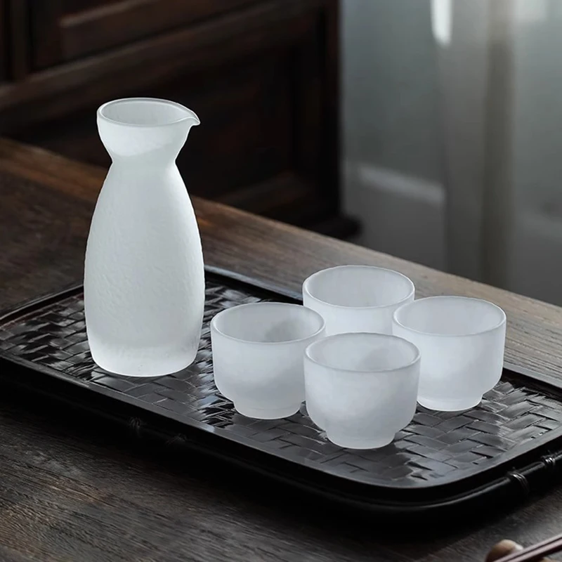 

Japanese Gift Sake Cup Transparent Small Dining Luxury Portable Sake Set Kitchen Professional Mini Jogo De Xicaras Tableware