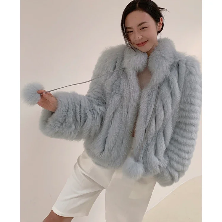 Real Fox Fur Coat Female Winter High-end Foreign Style Winter Young Coat 2023 Hairball Design Fluffy Short Jacket High Street