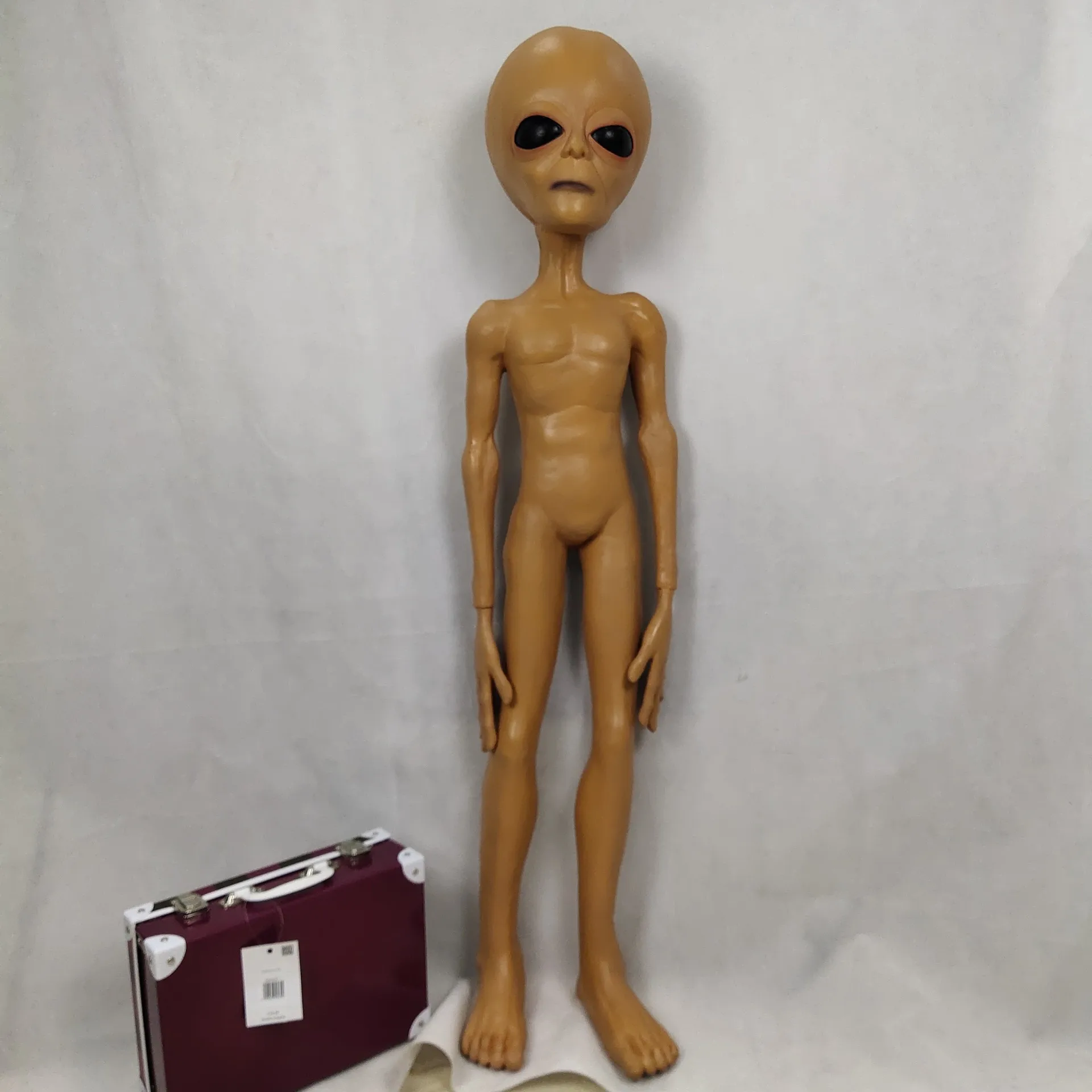 

Alien Latex Model Prop Halloween Party Alien Model Props Cosplay Area 51 Alien Scary Prop Life Size UFO Roswell Martian Lil Mayo