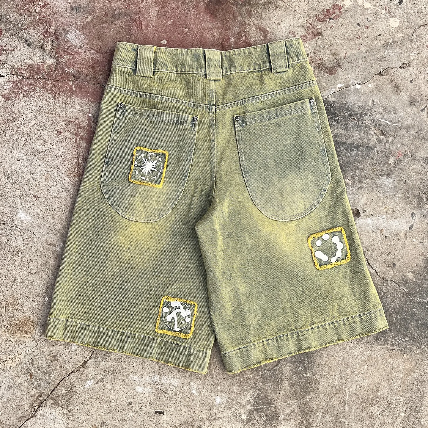 New Hip Hop Goth Pattern Embroidery Shorts Men Retro Harajuku Y2k Gym Shorts Big Pocket Denim Short Sweatpants Streetwear