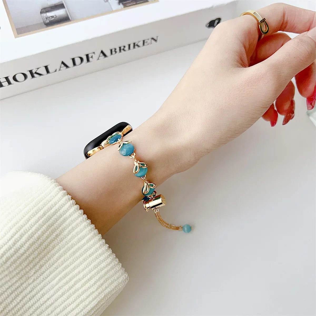 Bracelet de montre pour iWatch 42/44/45/46/49 mm 38/40/41 mm Bracelet de montre tendance en métal pour montres de la série Ultra2 Série 10/9/8/7/6/5/4/3/2/1_voghion.com