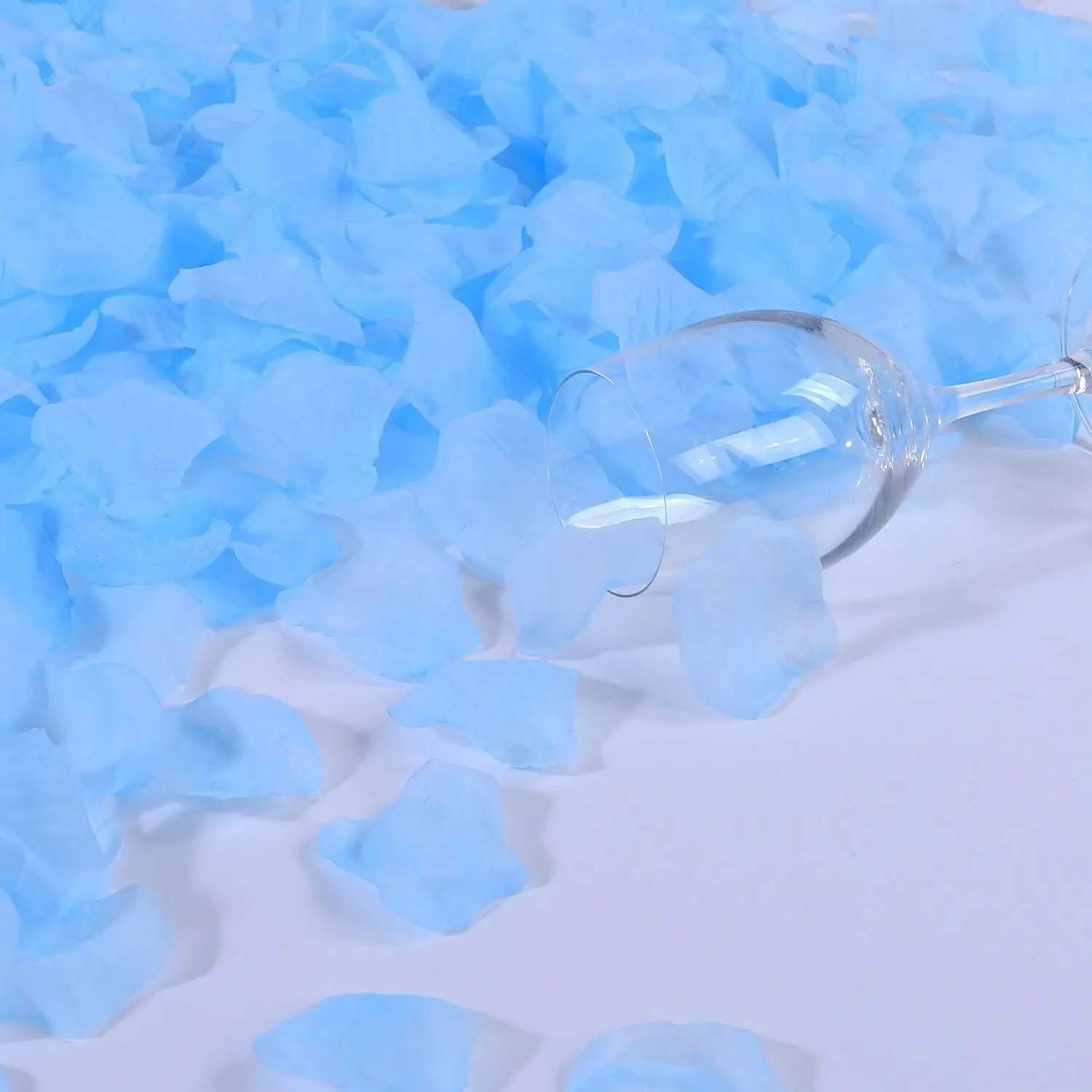 Artificial Rose Petals 500Pcs/Bag Light Blue Rose Petals for Wedding Flower Girls Artificial Florals Petals for Romantic Night
