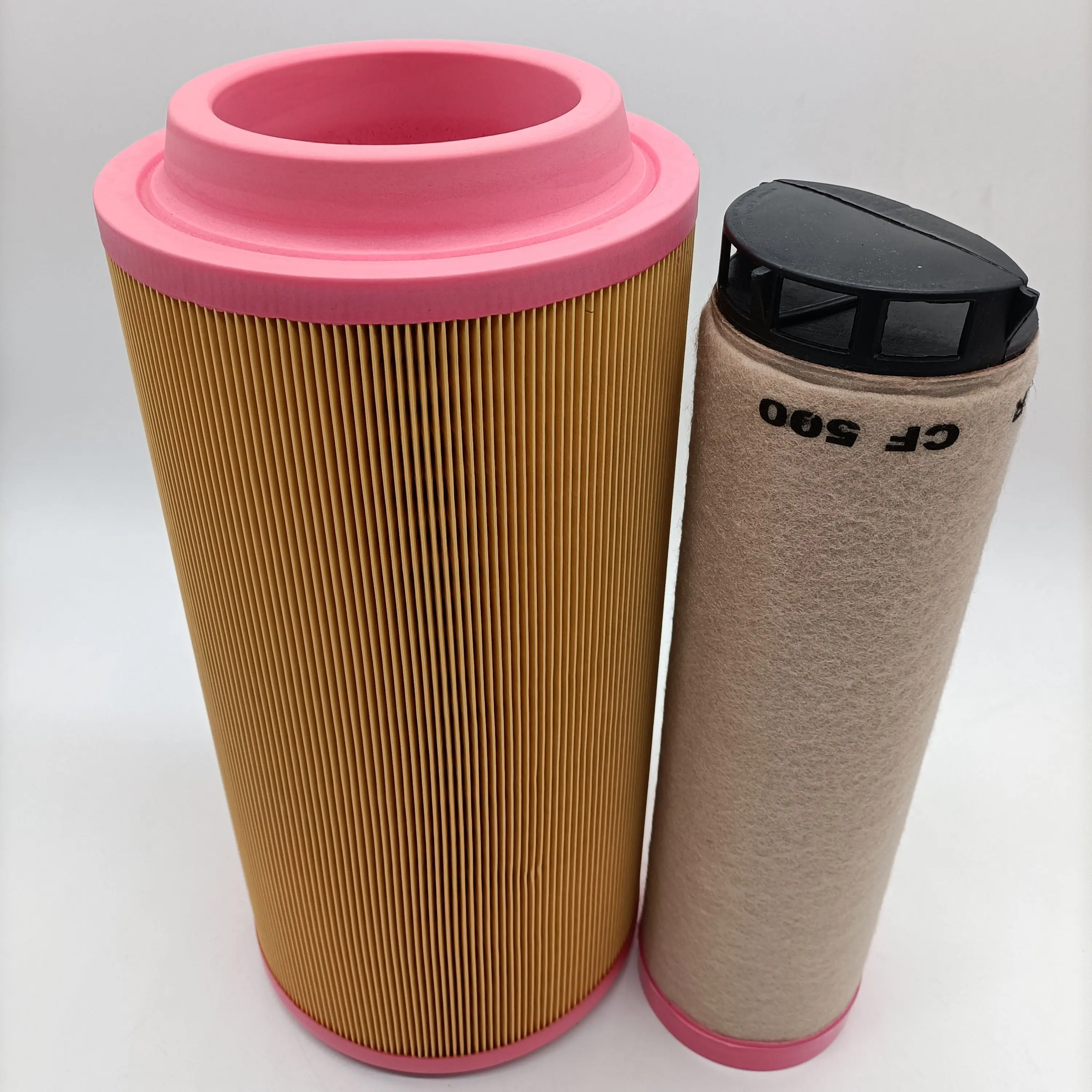 全国送料無料・イイ店 Air Filter Mann C20500 = J.c. Bamford 580/12020.High quality ミニカー