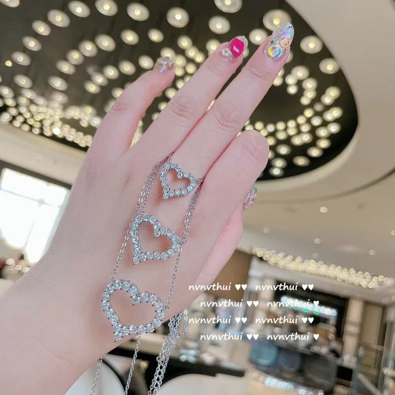 

Блестящее ожерелье из драгоценных камней в форме сердца, дизайнерское ожерелье из 18-каратного золота с геометрическим сердечком и заострен...