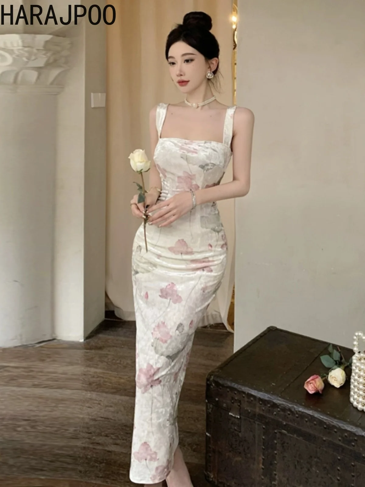

Harajpoo Retro Sexy Printed Velvet Revealing Dress Feminine High Waisted Temperament Slim Long Buttocks Wrapped Vest Dresses