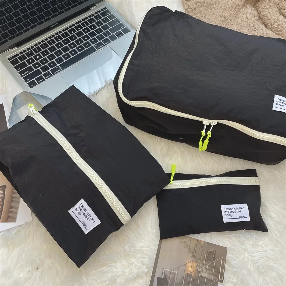 Portable Travel Clothing Storage Bags for Women Contrast Color Ladies Waterproof Cosmetic Bag Female Makeup Case Clutch Purse 6