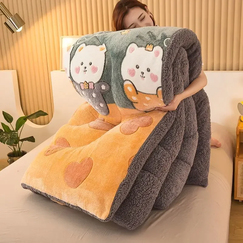 

Polyester Snowflake Fleece Shell Duvet with Feather Fabric Filling Thermal Double Side Sherpa Comforter Quick Heat Blanket