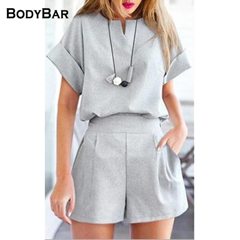 

2021 Ladies V-neck Short-sleeved Top And Pockes Shorts Two-piece Oversize Suit Female Summer 5XL Casual Short Sleeved Outfits