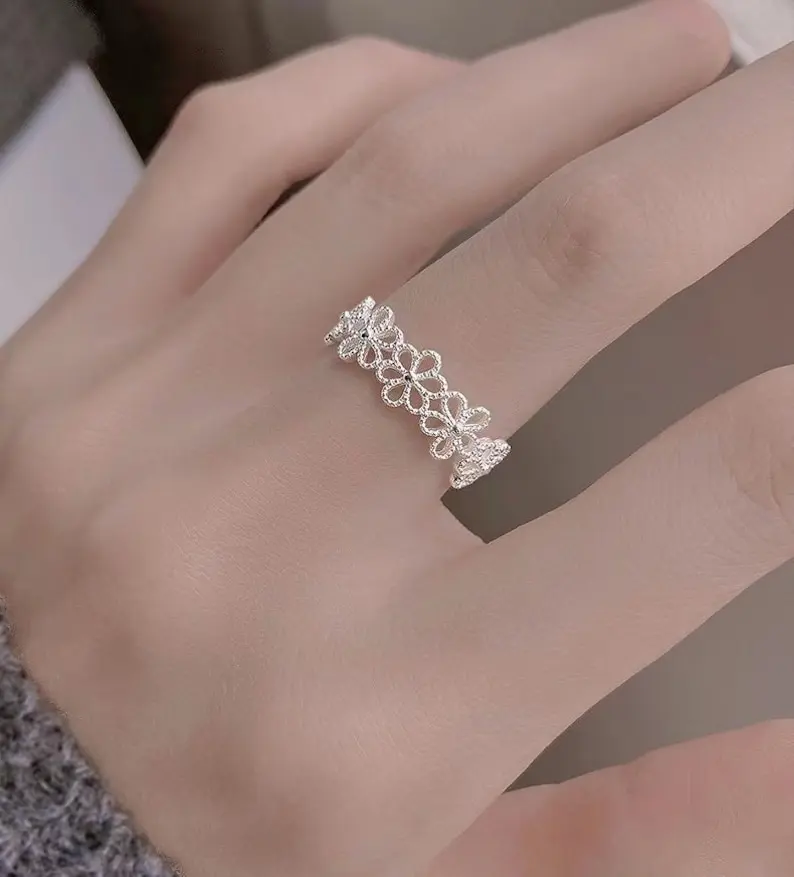 

2023 New Daisy Flower Ring Cute Adjustable Ring Give Her Gift Jewelry Accessories