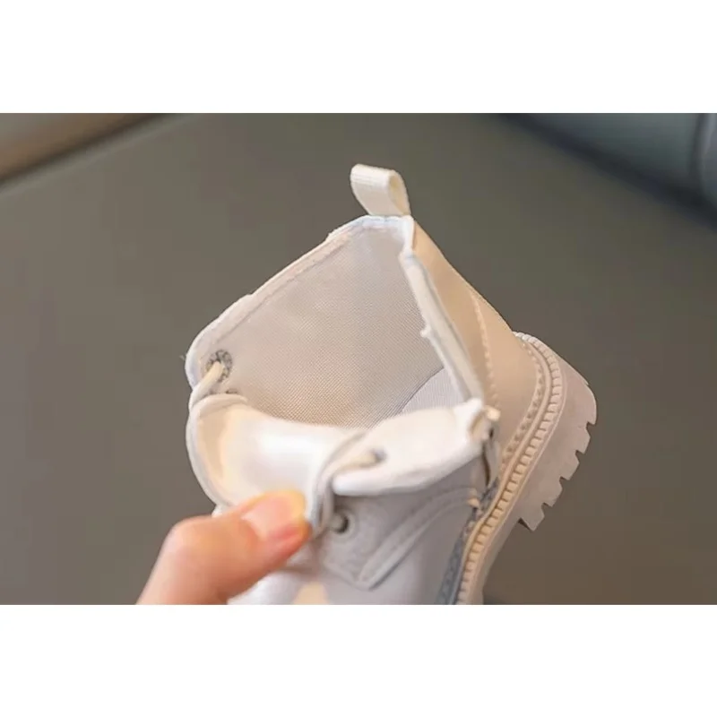 가을 겨울 플러스 벨벳 따뜻한 어린이 발목 부츠 소녀 소년 패션 가죽 부츠 부드러운 바닥 미끄럼 방지 어린이 운동화