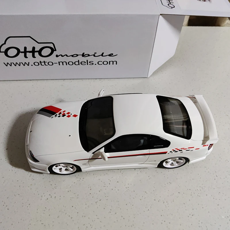 Nismo S15 1/18スケールミニカー 【公式通販】