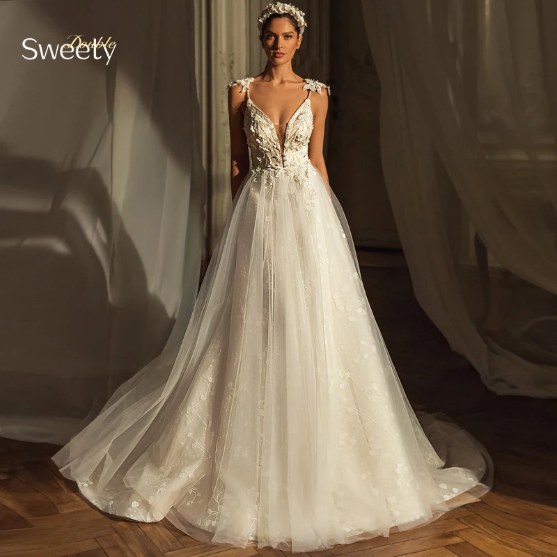 

Luxurious Wedding Dress Embroidered Beading Lace On Net With A-Line Floor Length Ball Gown V-Neck Sleeveless Bride Dress Backle