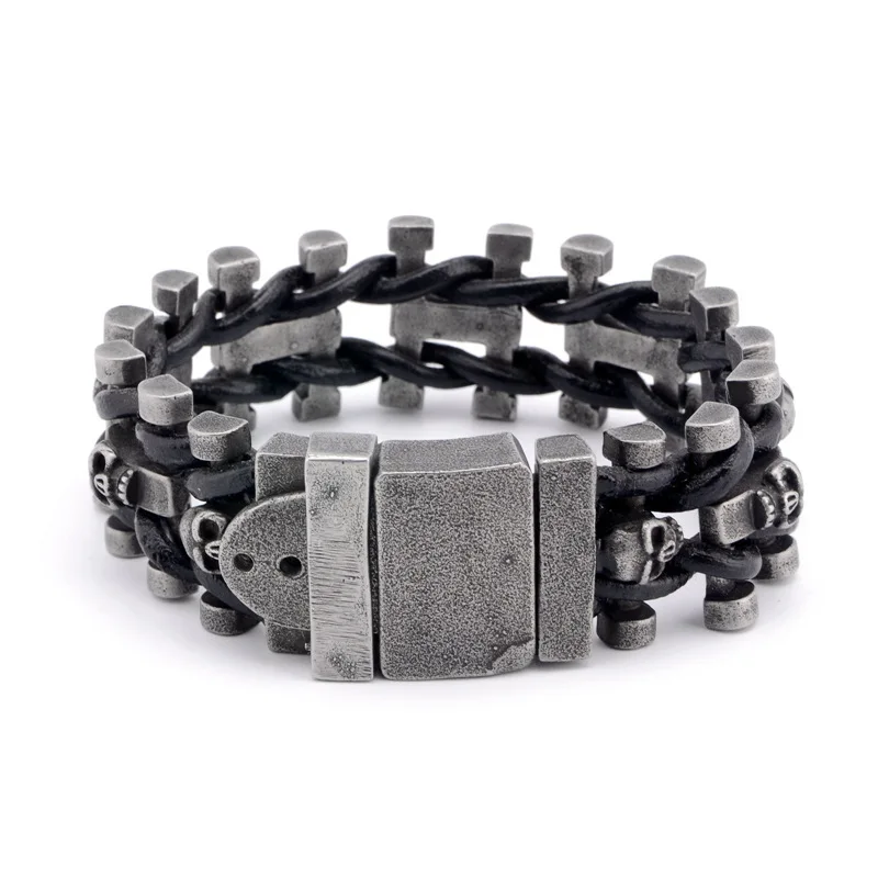 Fashionable and Creative Retro Wide Skull Metal Bracelet for Men and Women Punk Gothic Punk Hip-Hop Jewelry Accessories